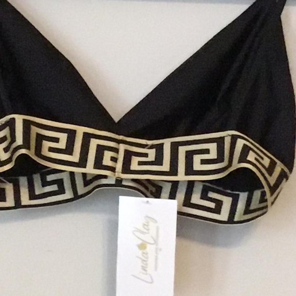 Geo Gold Trim Spaghetti Strap Crop Top Black Bralette - Elevate Your Style - Picture 9 of 9